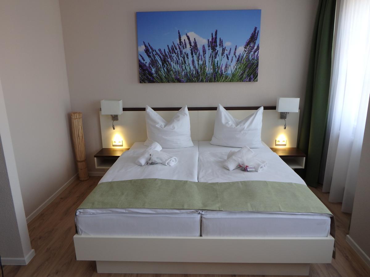 Garni Hotel Lavendelhof เนาเอน ภายนอก รูปภาพ