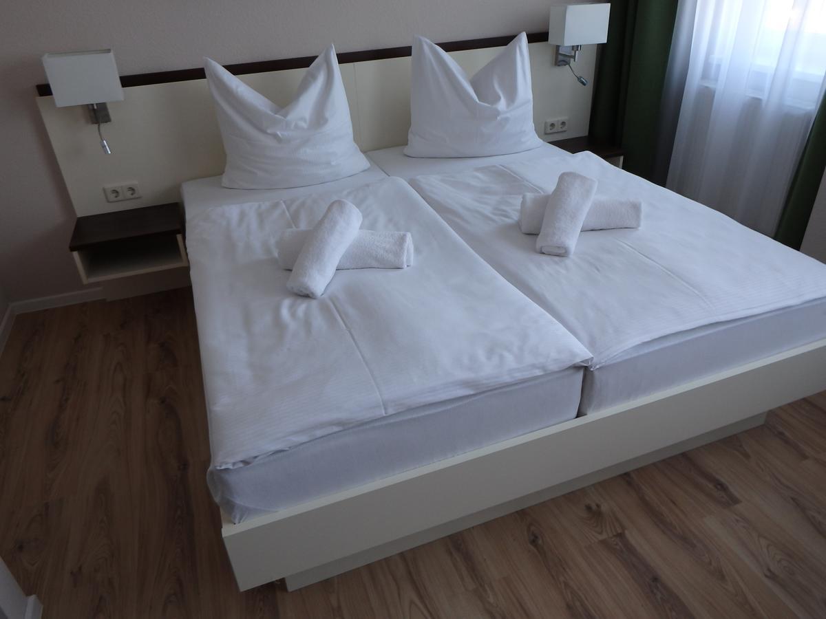 Garni Hotel Lavendelhof เนาเอน ภายนอก รูปภาพ