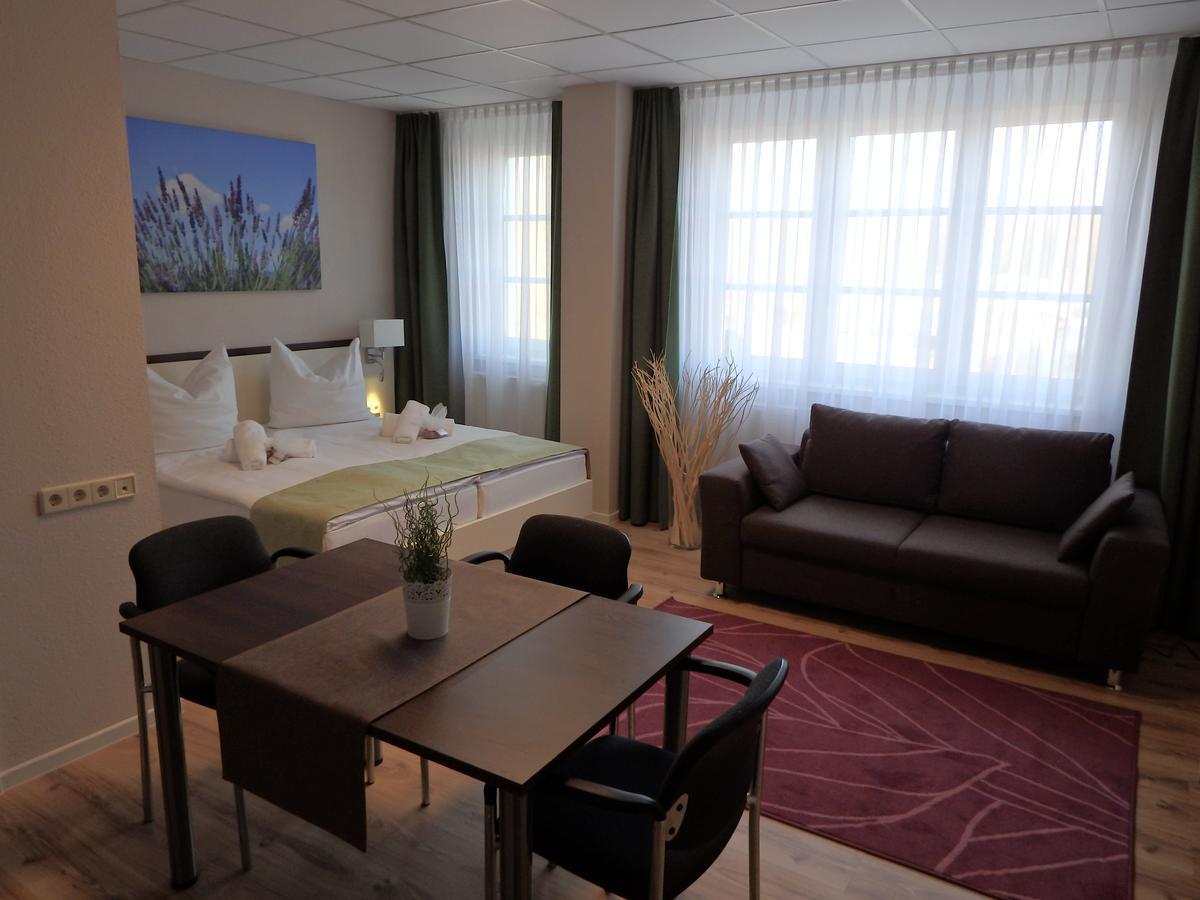 Garni Hotel Lavendelhof เนาเอน ภายนอก รูปภาพ